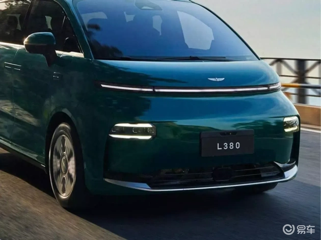翼真L380 VS 岚图梦想家：30万级谁更胜一筹