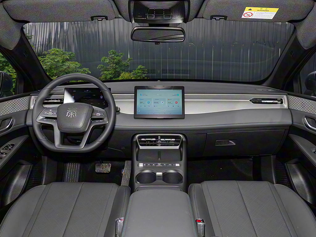 吉利银河星耀6预售,限时7.98万起硬刚秦PLUS