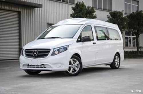 奔驰威霆中东版部分车型优惠6万 欢迎试乘试驾