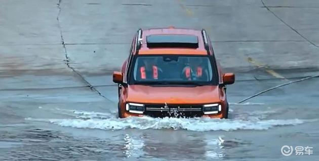 捷途G700 vs 豹8:30万级硬派越野车谁能胜出