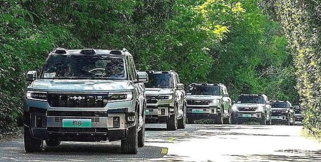 捷途G700 vs 豹8:30万级硬派越野车谁能胜出