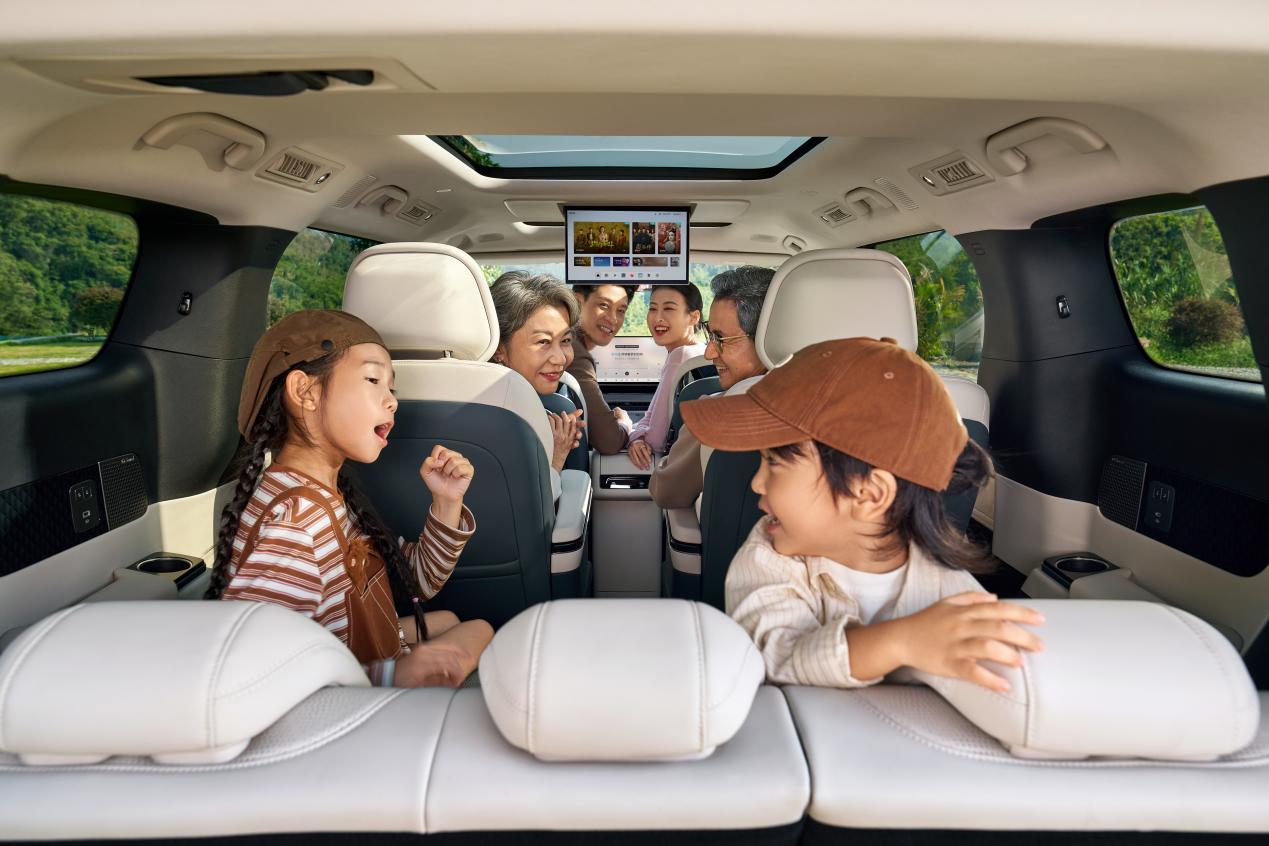 比亚迪2026款夏上市限时19.68万起打造家庭头等舱
