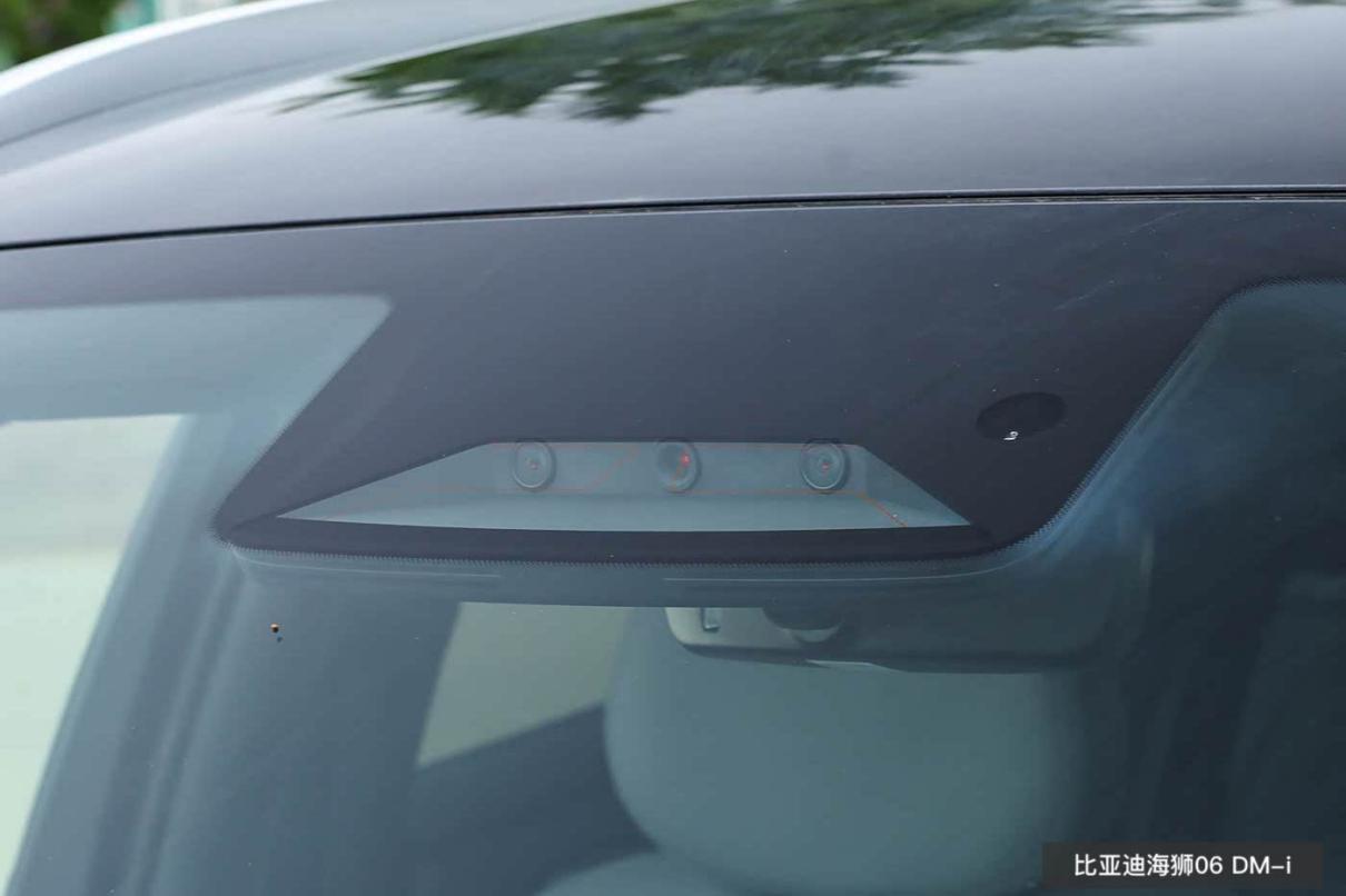 中型SUV配激光雷达+后排桌板启源Q07相较海狮06如何