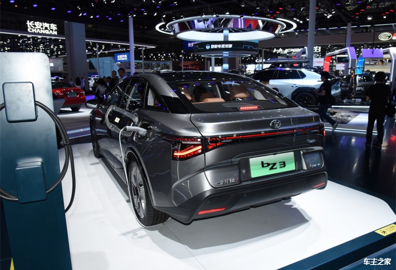丰田bZ3 全部在售 2024款 2023款成都丰田bZ3最高降3.50万 仅13.48万可入手