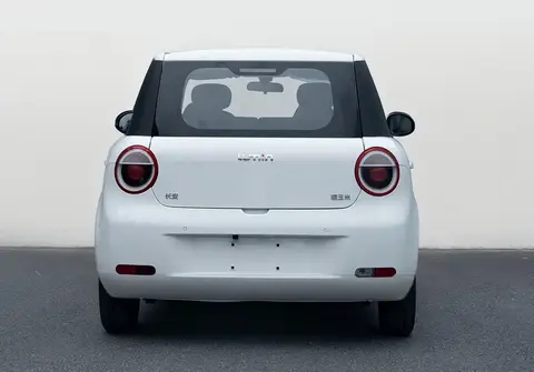 四座布局&轴距超2米 长安Lumin四门版的申报信息