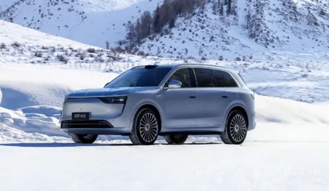 新能源中大型及以上SUV产品质量榜单：问界系列占前三